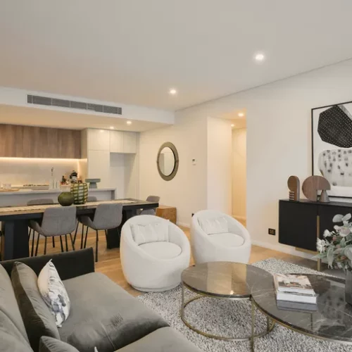 2018193494_3_1_240207_040402-w2592-h2160